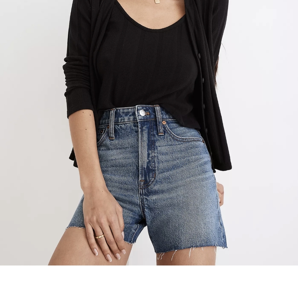 NWT Madewell The Curvy Perfect Jean Short in Burnett Wash: TENCEL™ Denim Edition